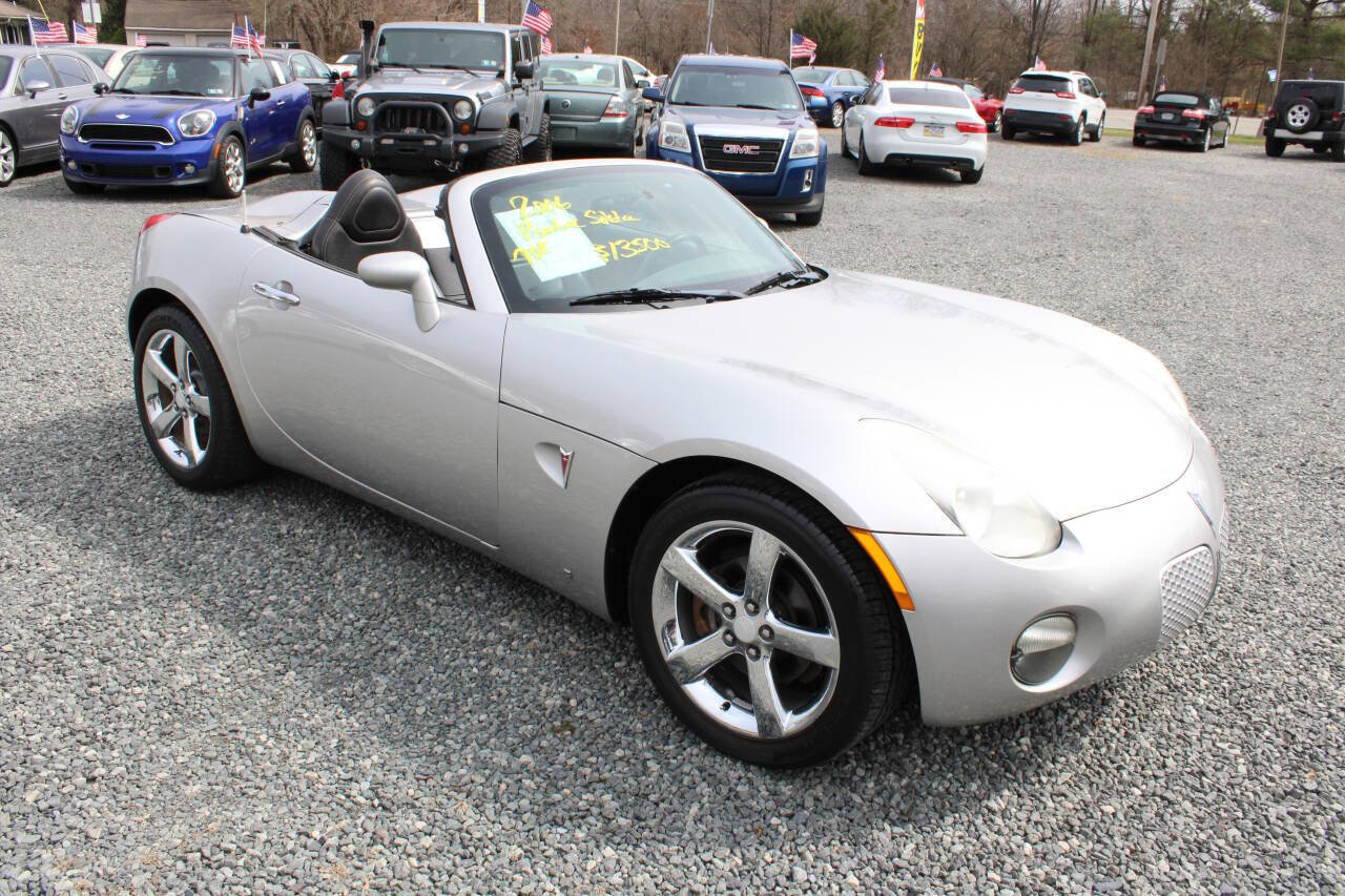 Used 2006 Pontiac Solstice Convertible w/ Premium Package image 4