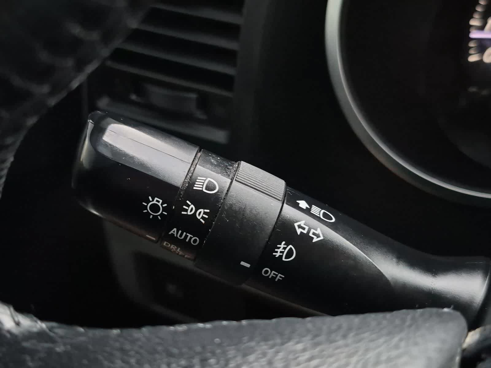 Used 2019 Toyota Sequoia SR5 AWD/4WD image 28