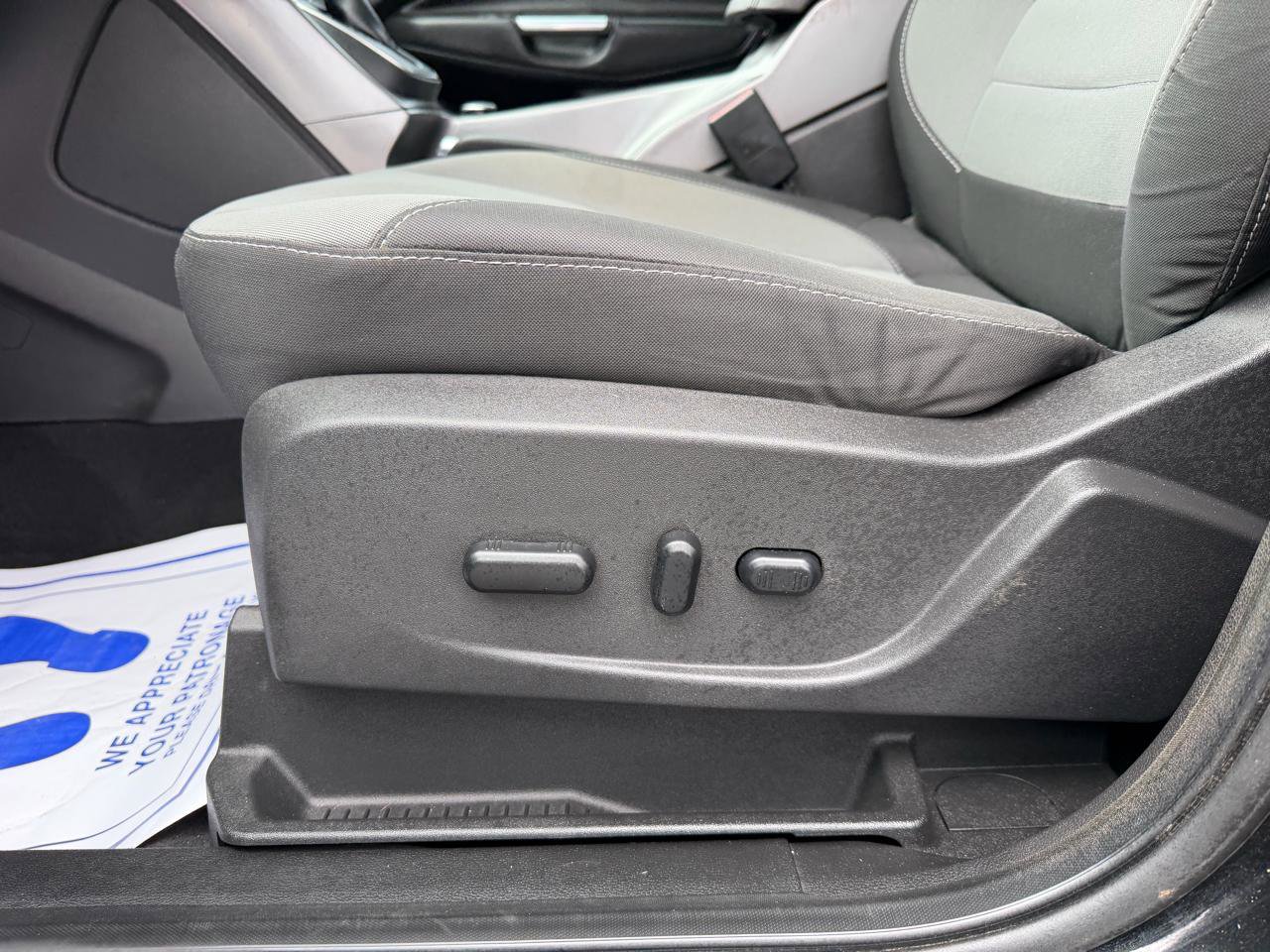 Used 2014 Ford Escape SE image 14