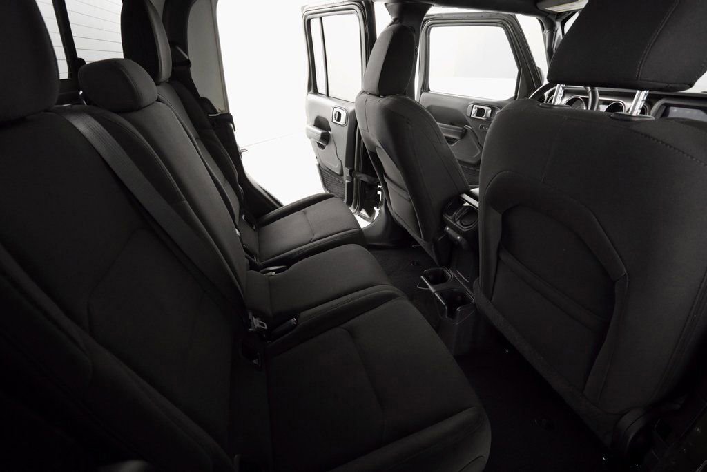 Certified 2021 Jeep Gladiator Sport image 14