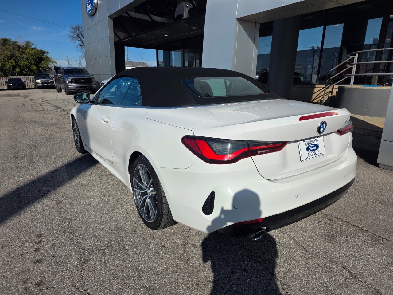 Used 2024 BMW 430i Convertible image 4