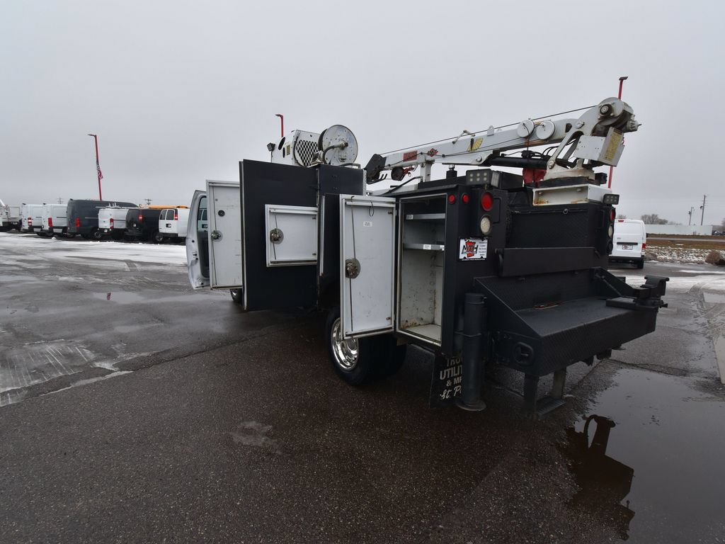 Used 2016 Ford F550 4x4 Regular Cab Super Duty image 15