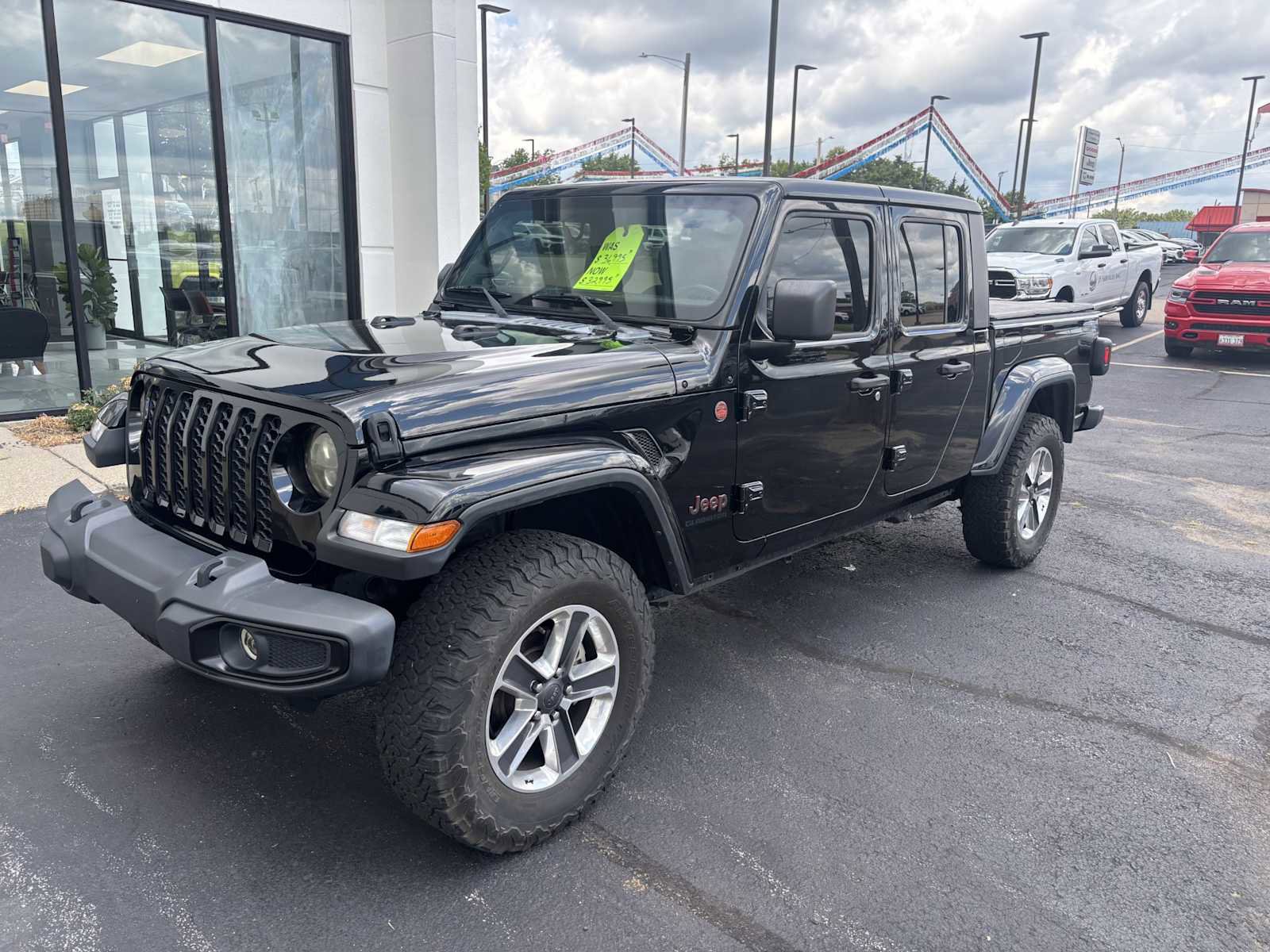 Certified 2021 Jeep Gladiator Sport image 5