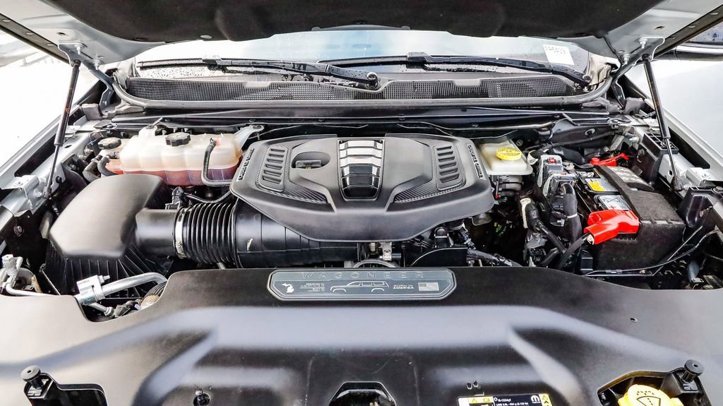 Used 2024 Jeep Wagoneer L Series II w/ Flexible Seating Group image 32