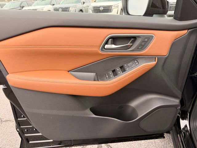 New 2026 Nissan Rogue Platinum w/ Platinum Premium Package image 9