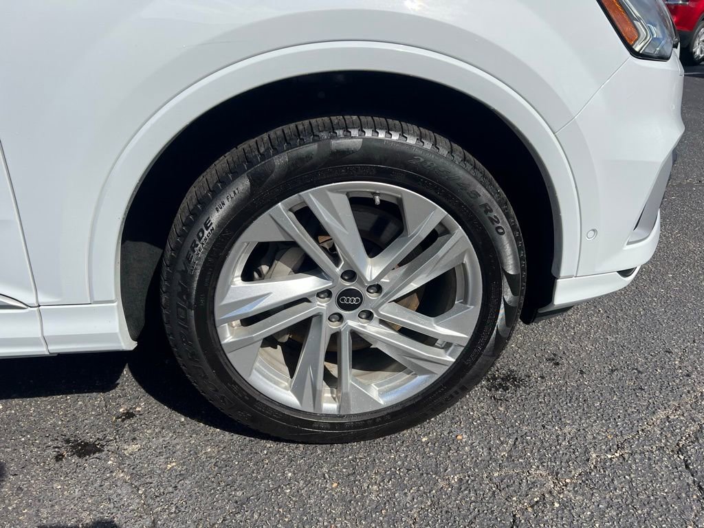 Used 2023 Audi Q7 3.0T Premium image 33