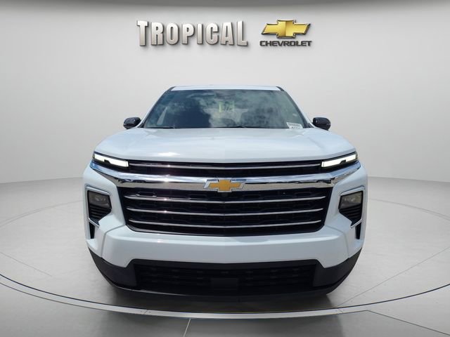 Used 2025 Chevrolet Traverse LT FWD image 8