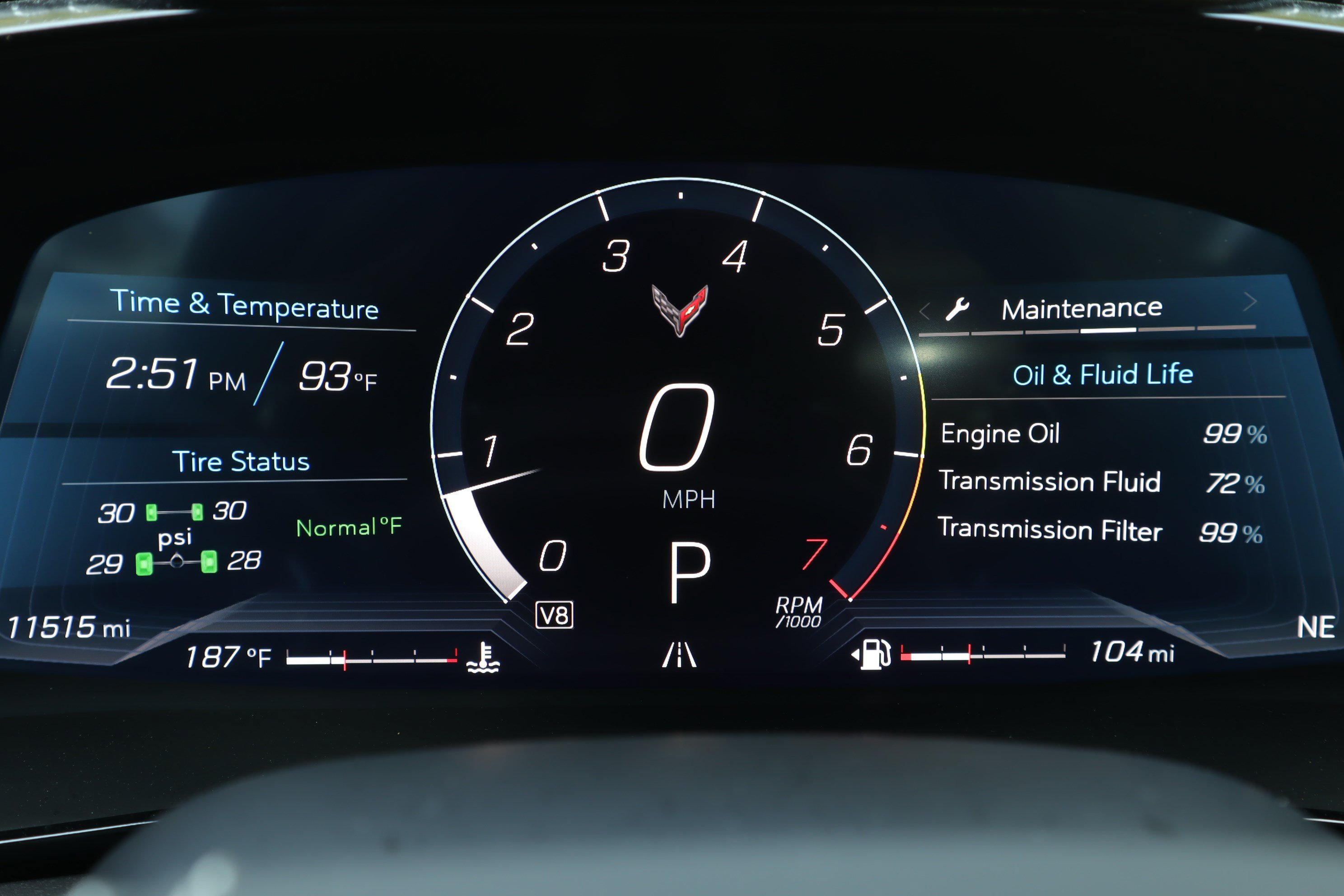 Used 2025 Chevrolet Corvette Stingray Preferred Conv w/ Z51 Performance Package RWD image 11