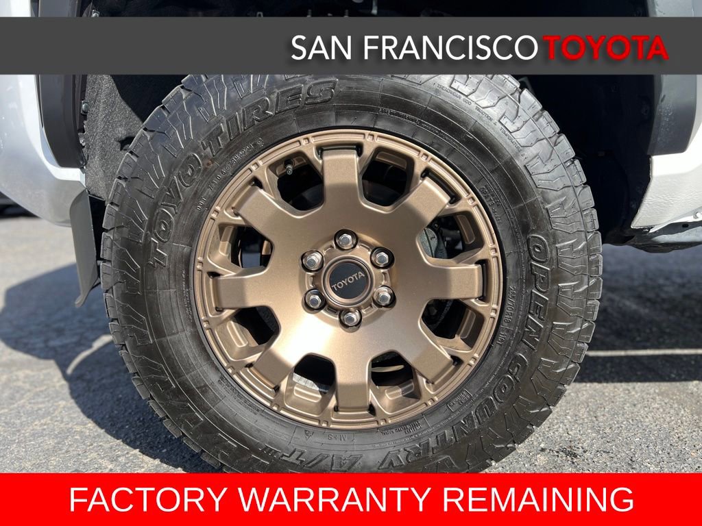 Certified 2025 Toyota Tacoma TRD Off-Road image 9