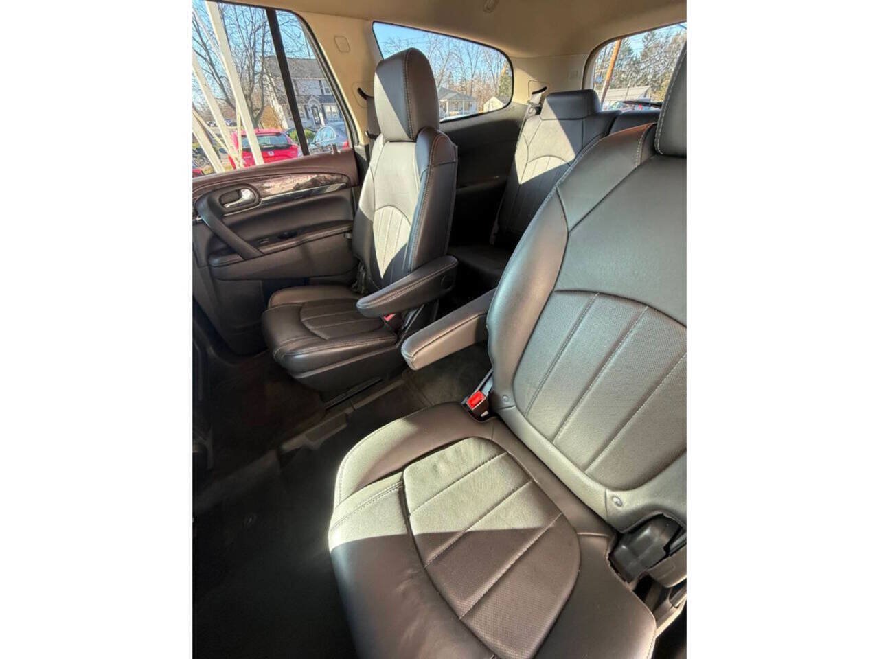 Used 2015 Buick Enclave Leather FWD image 12