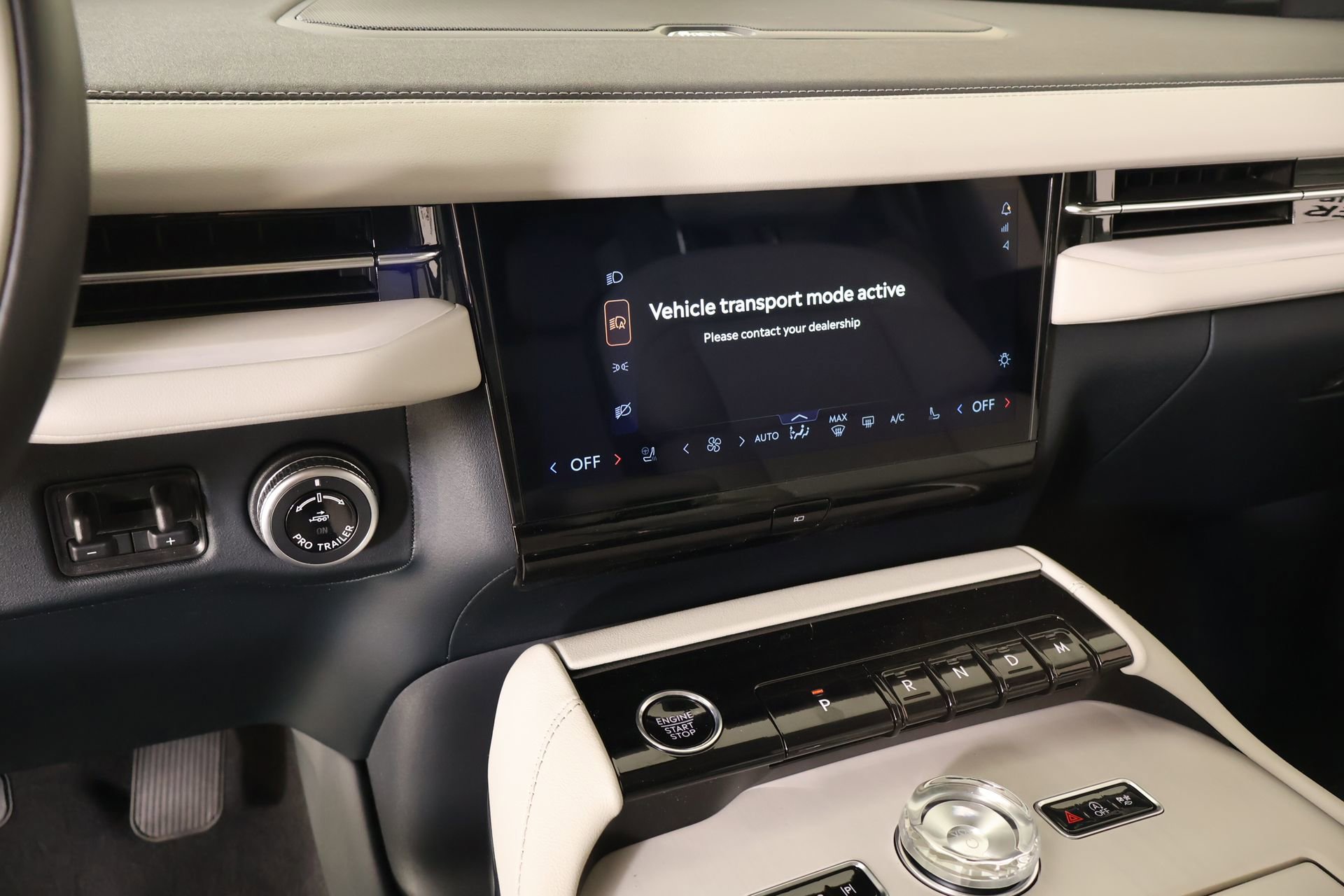 New 2026 Lincoln Navigator Premiere image 6