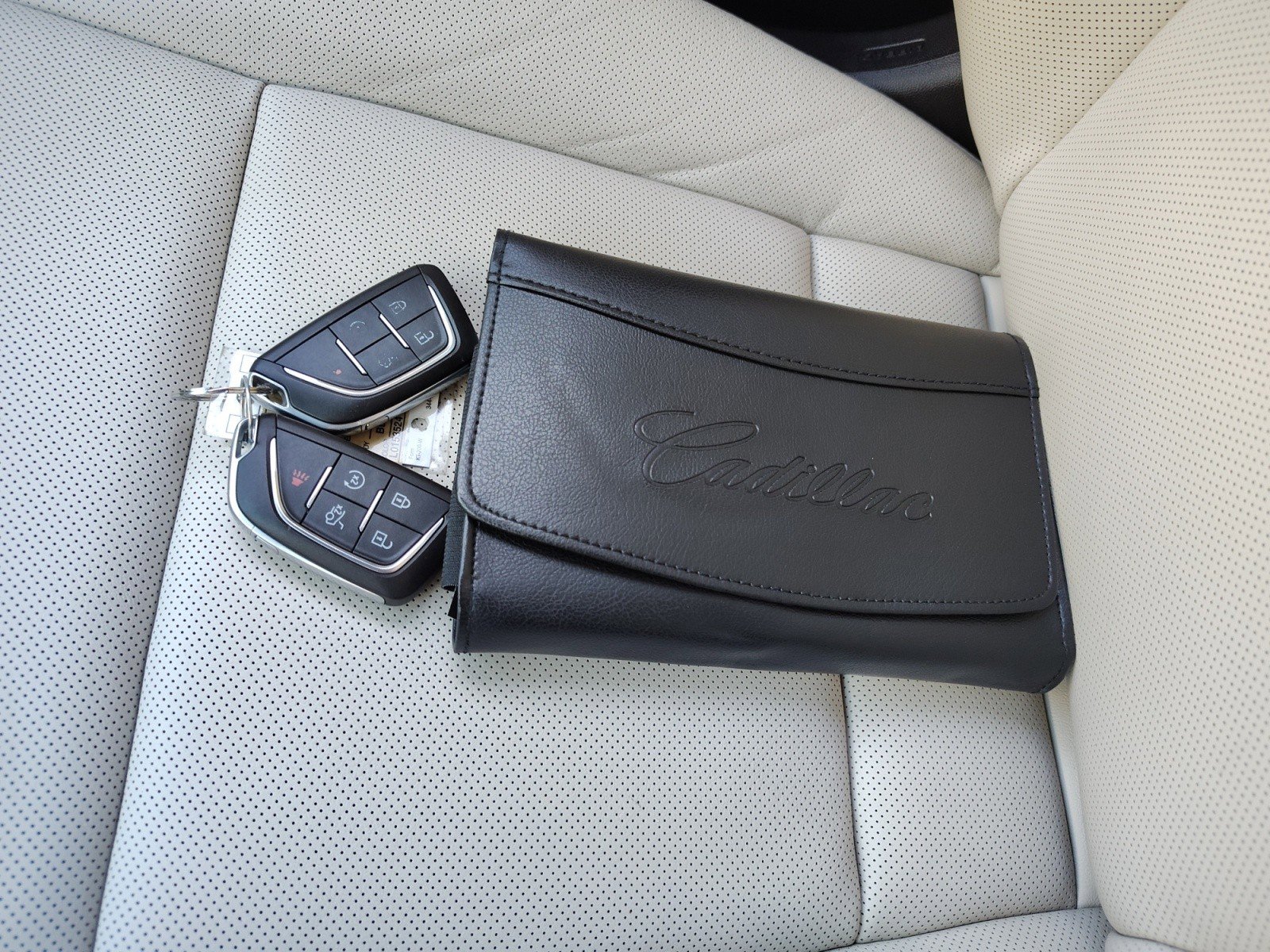 Used 2020 Cadillac CT4 Premium Luxury AWD/4WD image 22