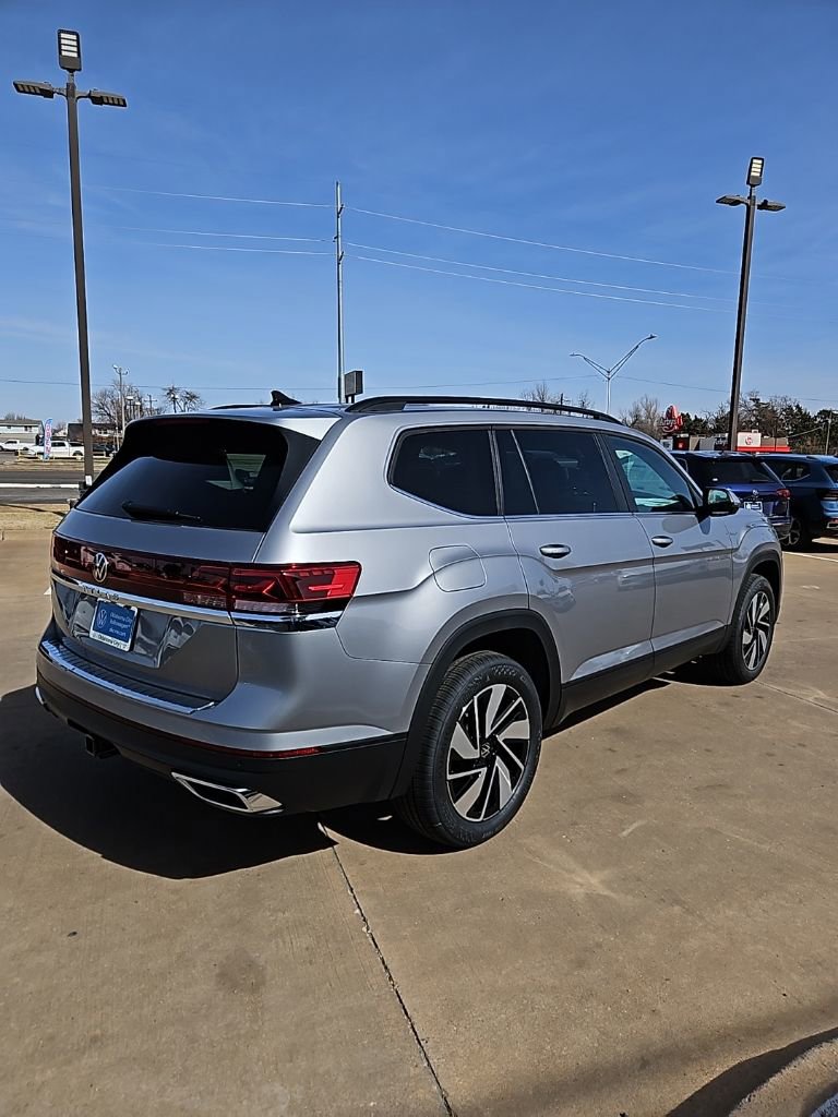 New 2026 Volkswagen Atlas SE image 5