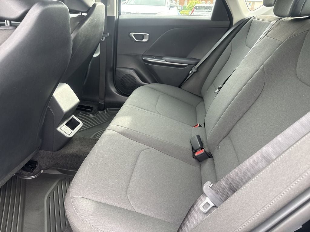 New 2026 Kia K4 FWD image 25