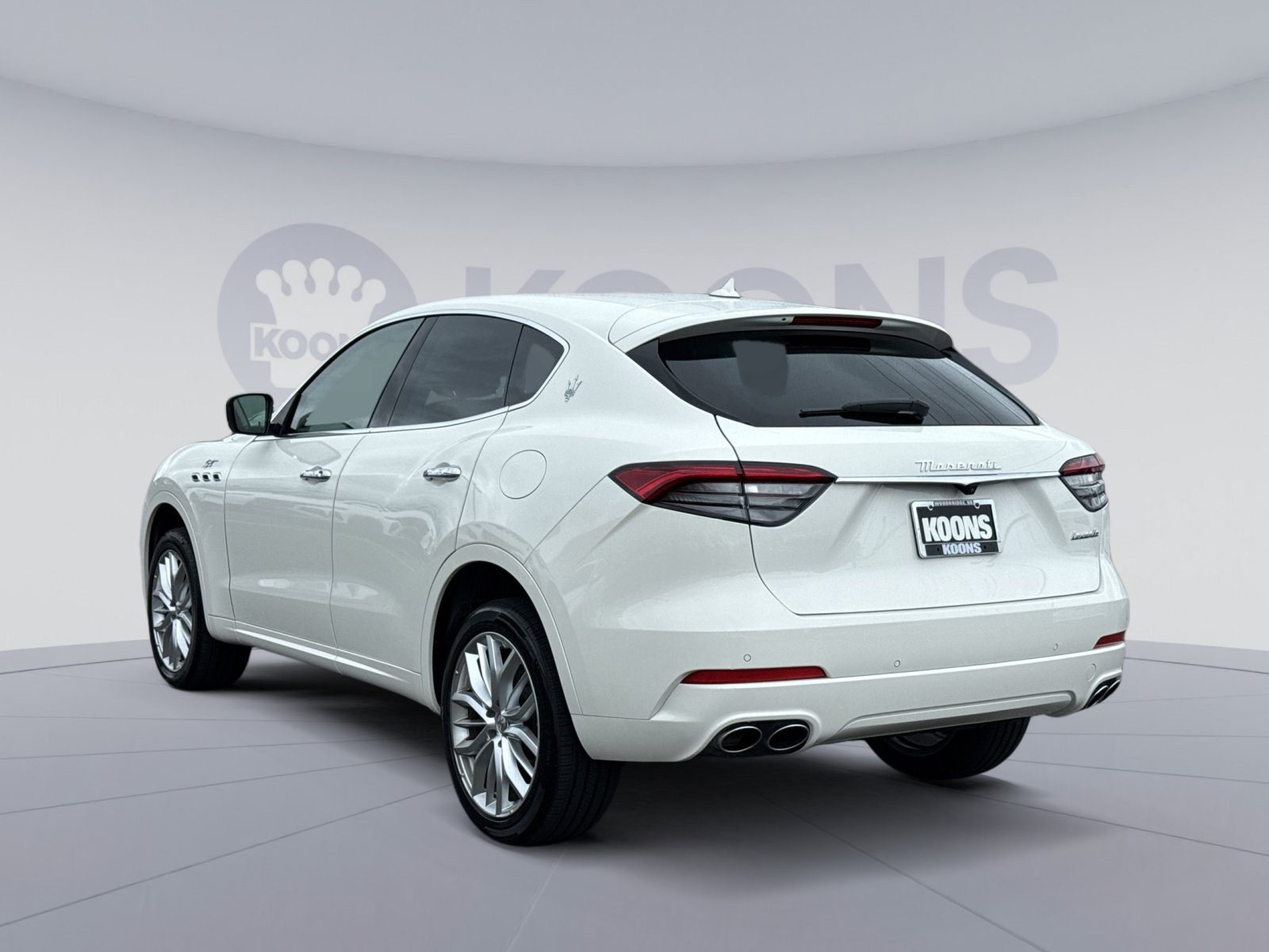 Used 2022 Maserati Levante GT AWD/4WD image 4