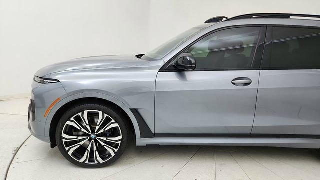 Used 2023 BMW X7 M60i w/ Executive Package image 9