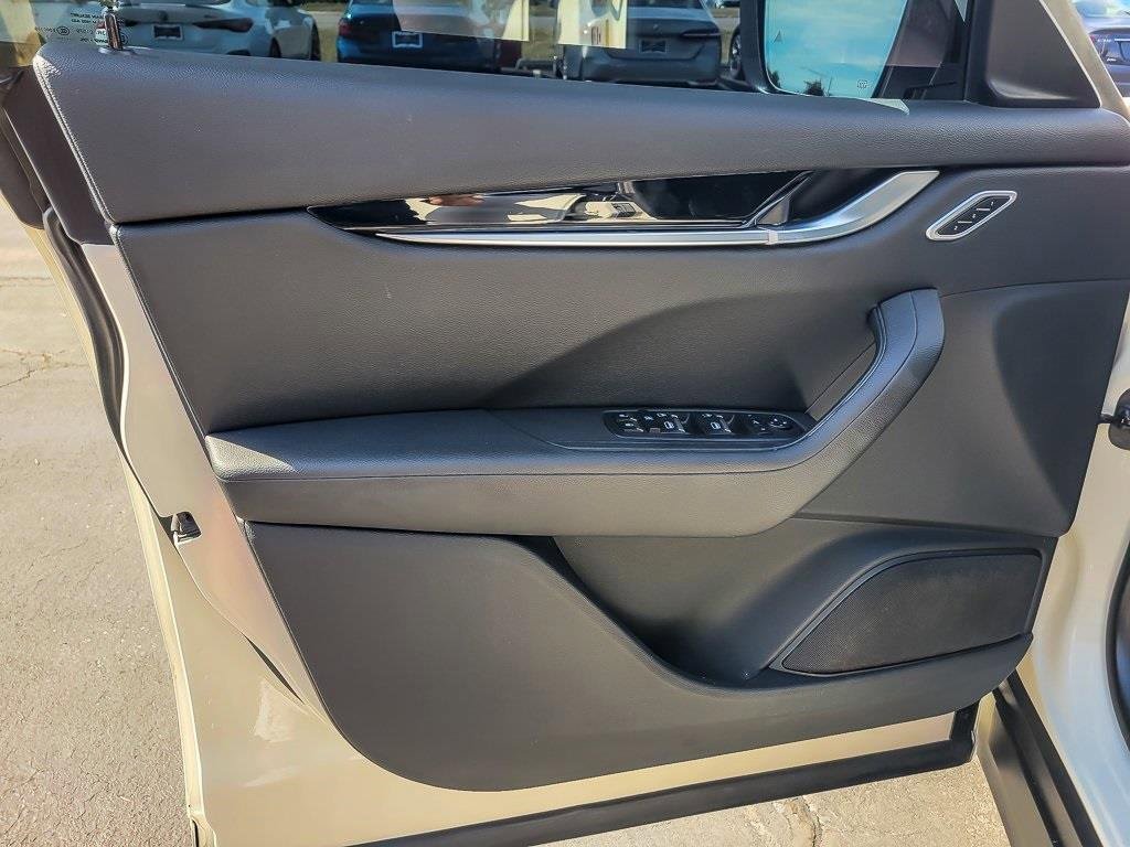 Used 2022 Maserati Levante GT image 19