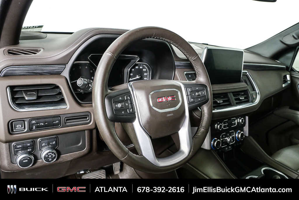Used 2021 GMC Yukon SLT w/ SLT Premium Package image 4
