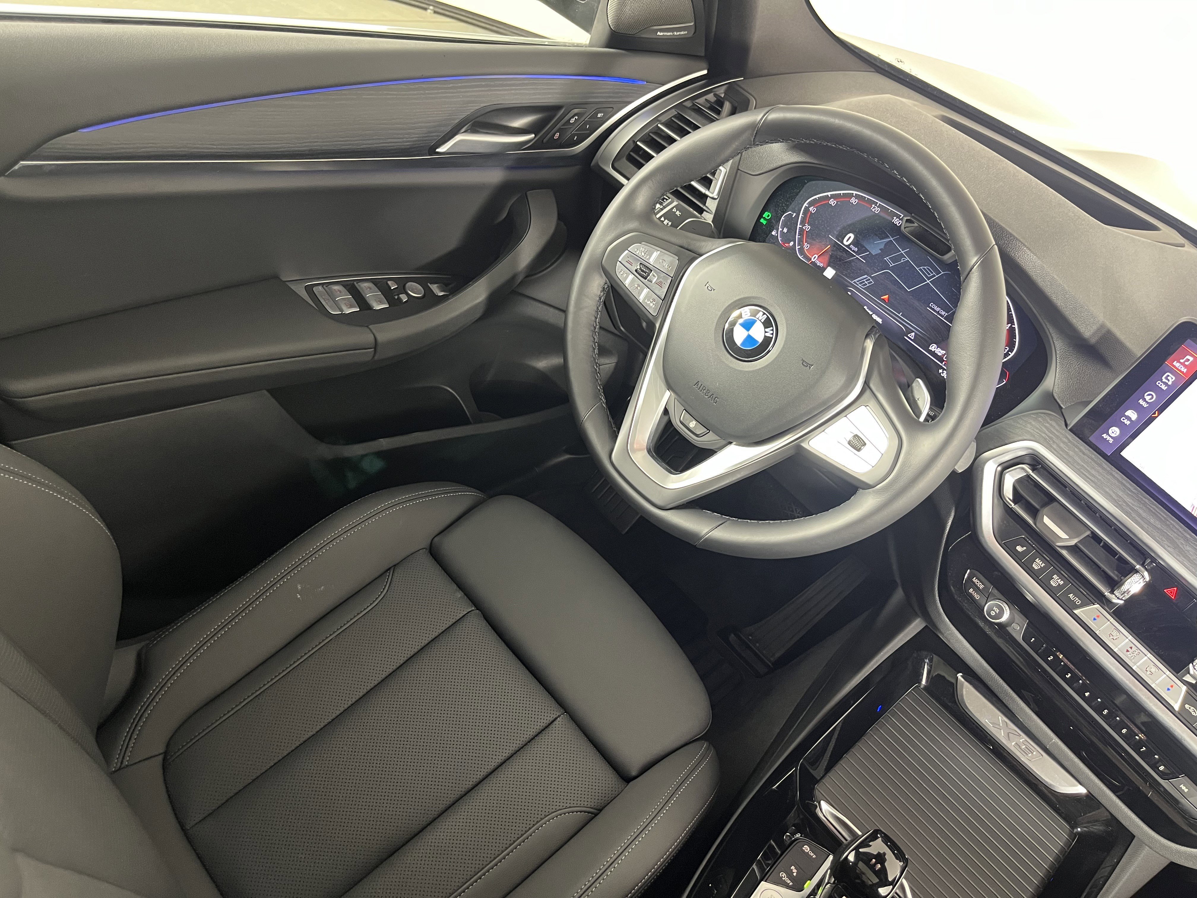 Certified 2024 BMW X3 xDrive30i w/ Premium Package w/ZPA image 9