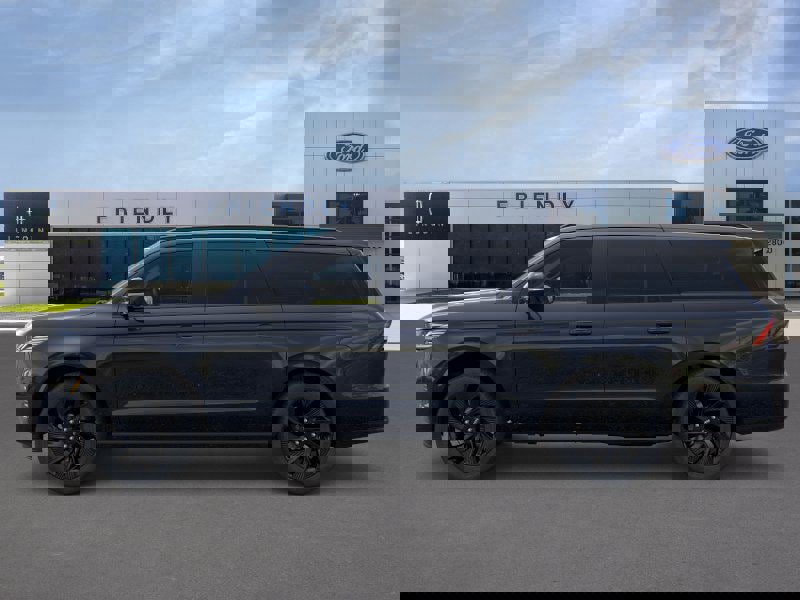 New 2026 Lincoln Navigator L Reserve w/ Jet Appearance Package image 3