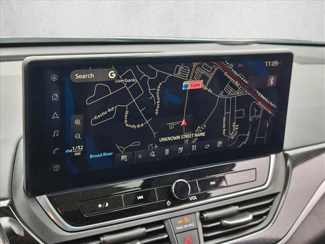 Used 2023 Nissan Altima 2.5 SR w/ SR Premium Package image 14