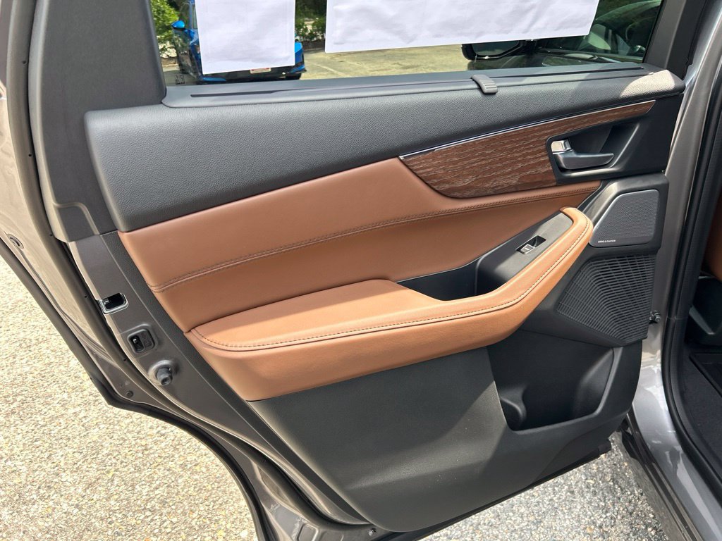 New 2026 Acura MDX w/ Advance Package AWD/4WD image 16