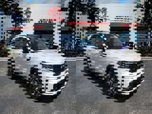 Used 2023 Kia Sorento EX w/ Panoramic Sunroof Package