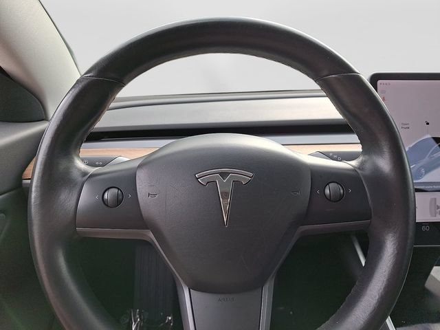Used 2018 Tesla Model 3 Long Range RWD image 22