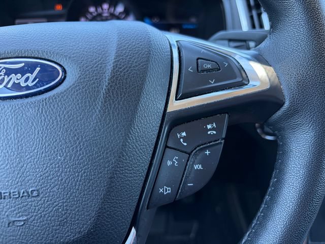Used 2022 Ford Edge Titanium w/ Equipment Group 301A AWD/4WD image 15