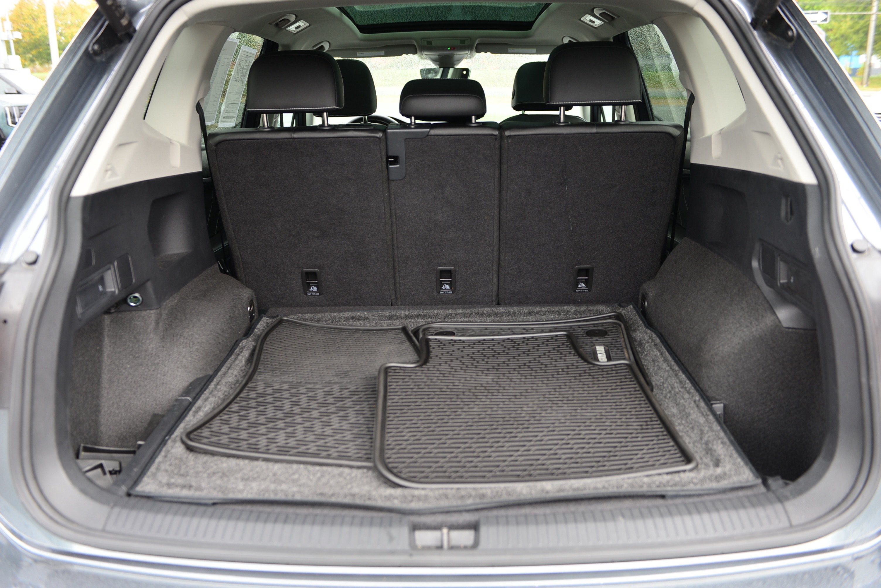 Certified 2024 Volkswagen Tiguan SE AWD/4WD image 19