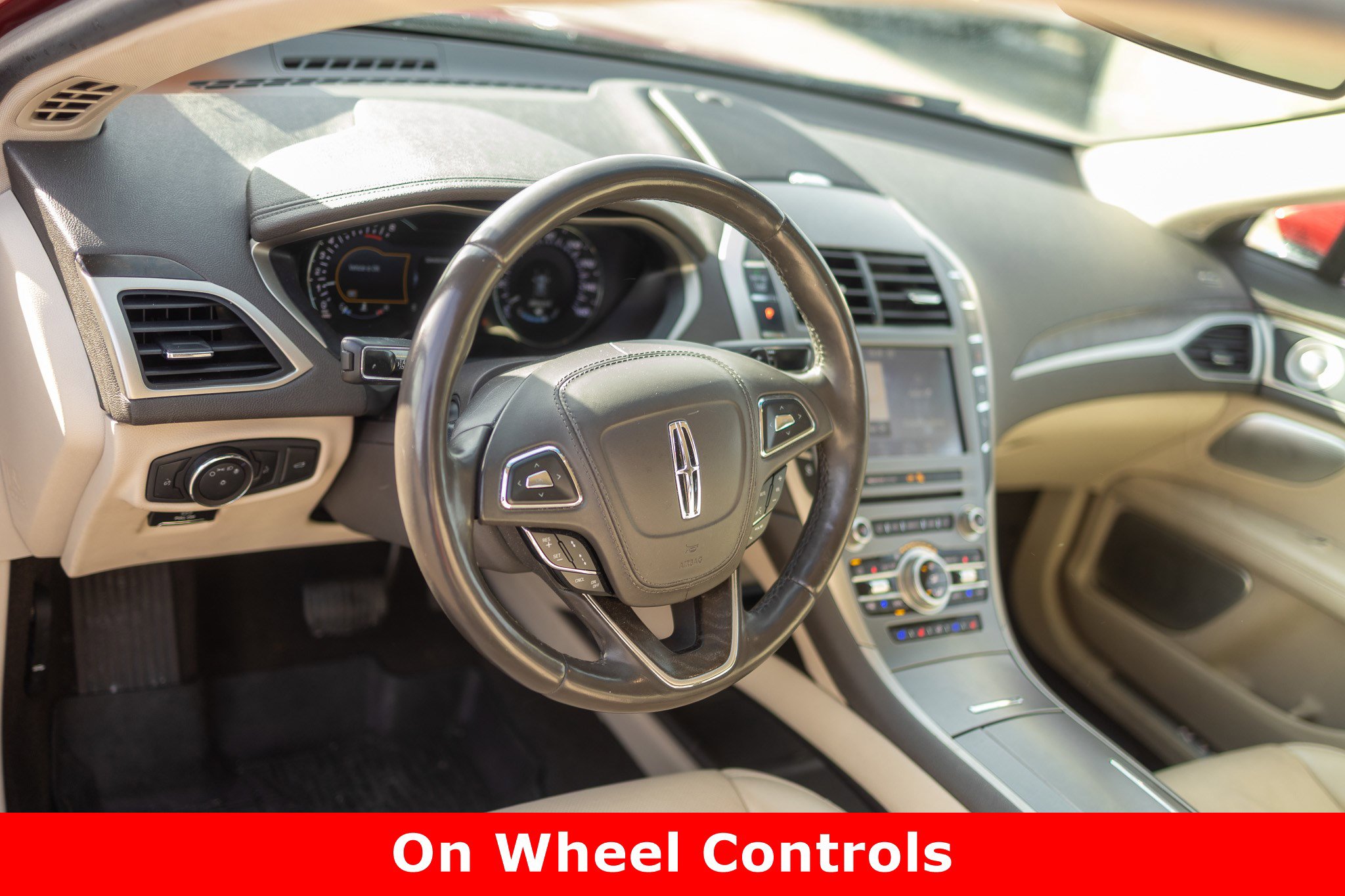 Used 2020 Lincoln MKZ Reserve w/ Luxury Package image 4