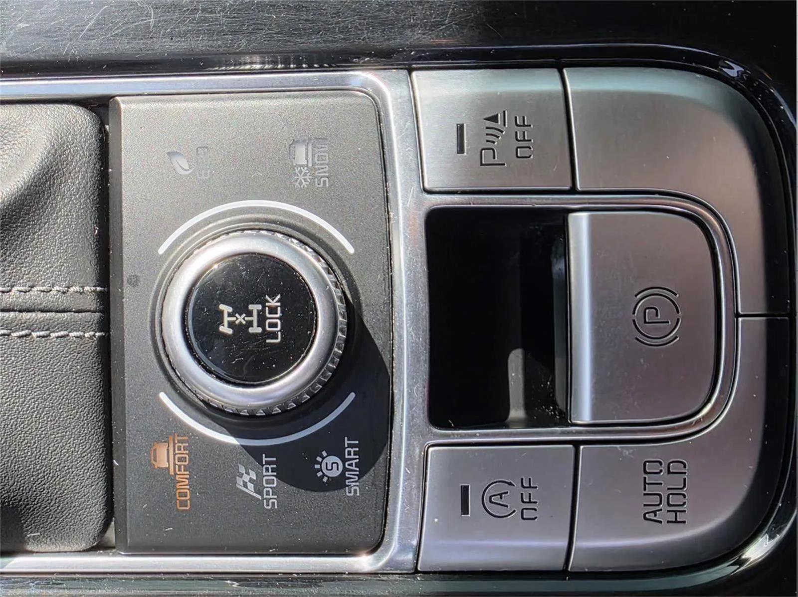 Used 2021 Kia Telluride LX image 17