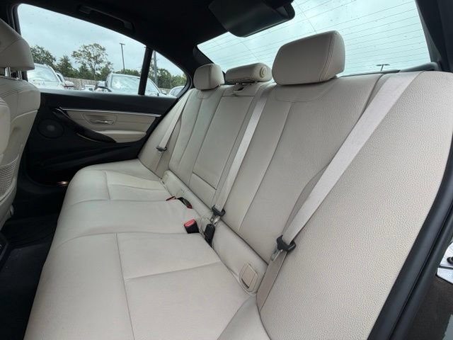 Used 2016 BMW 340i Sedan RWD image 29