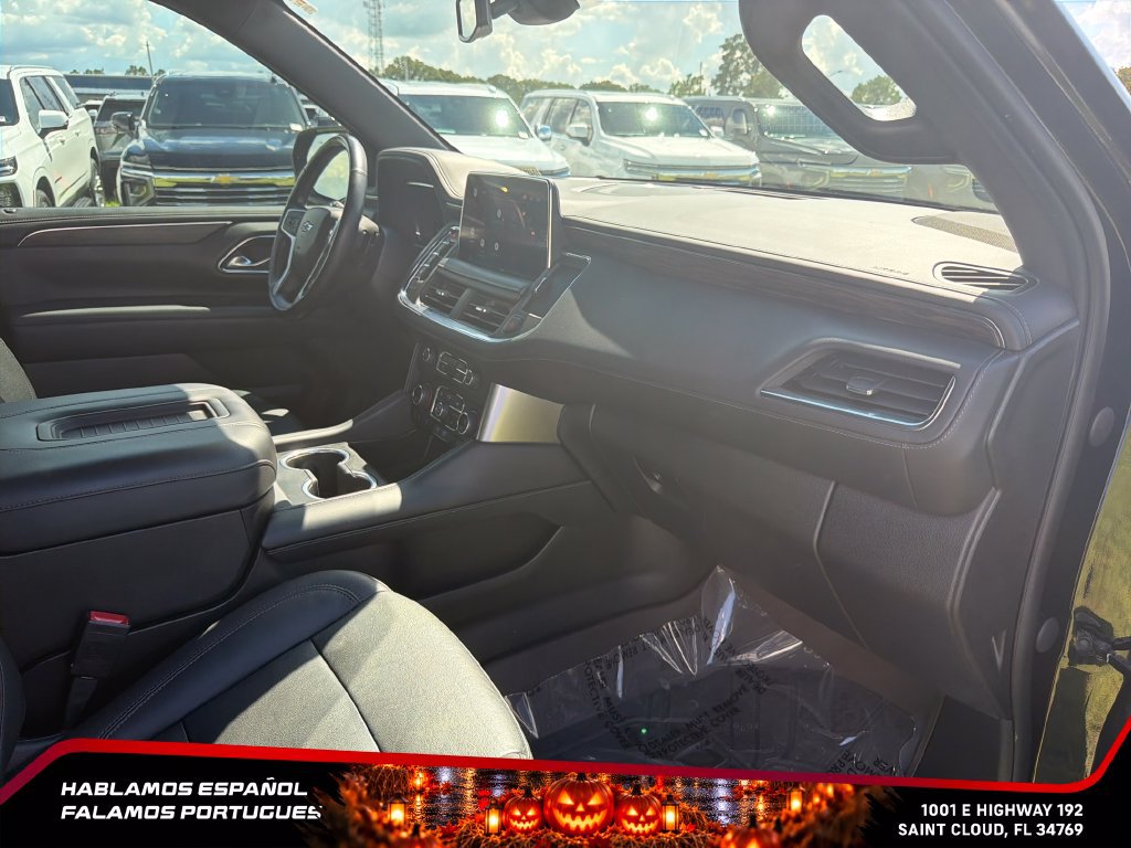 Used 2022 Chevrolet Tahoe Z71 w/ Z71 Off-Road Package AWD/4WD image 37