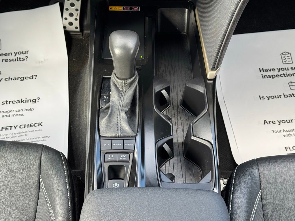 Certified 2025 Toyota Camry SE FWD image 34