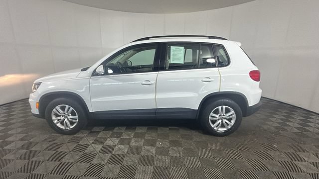 Used 2017 Volkswagen Tiguan S AWD/4WD image 5