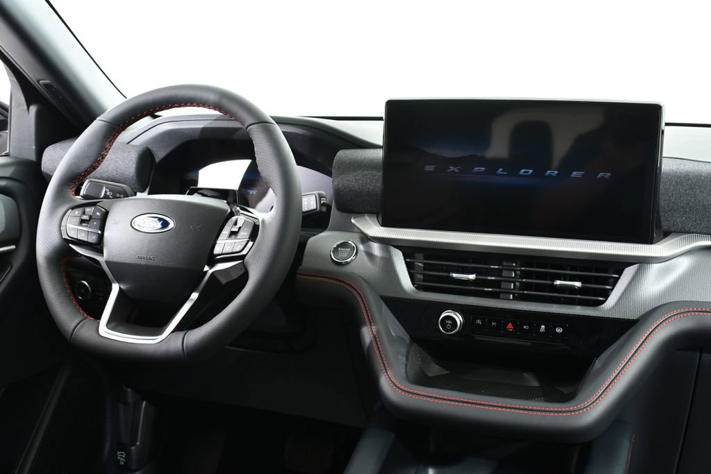New 2026 Ford Explorer ST-Line w/ ST-Line Street Pack AWD/4WD image 8