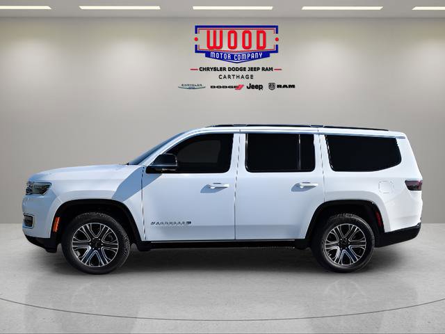 Used 2025 Jeep Wagoneer 4WD image 3