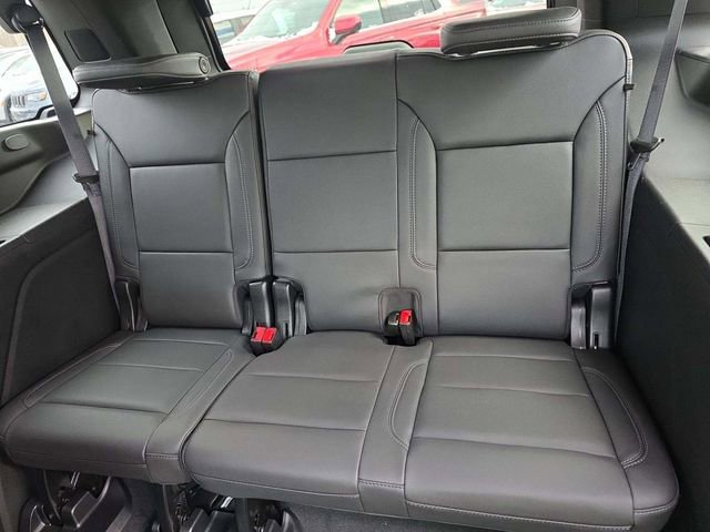 Used 2023 Chevrolet Tahoe Z71 w/ Off-Road Capability Package image 14