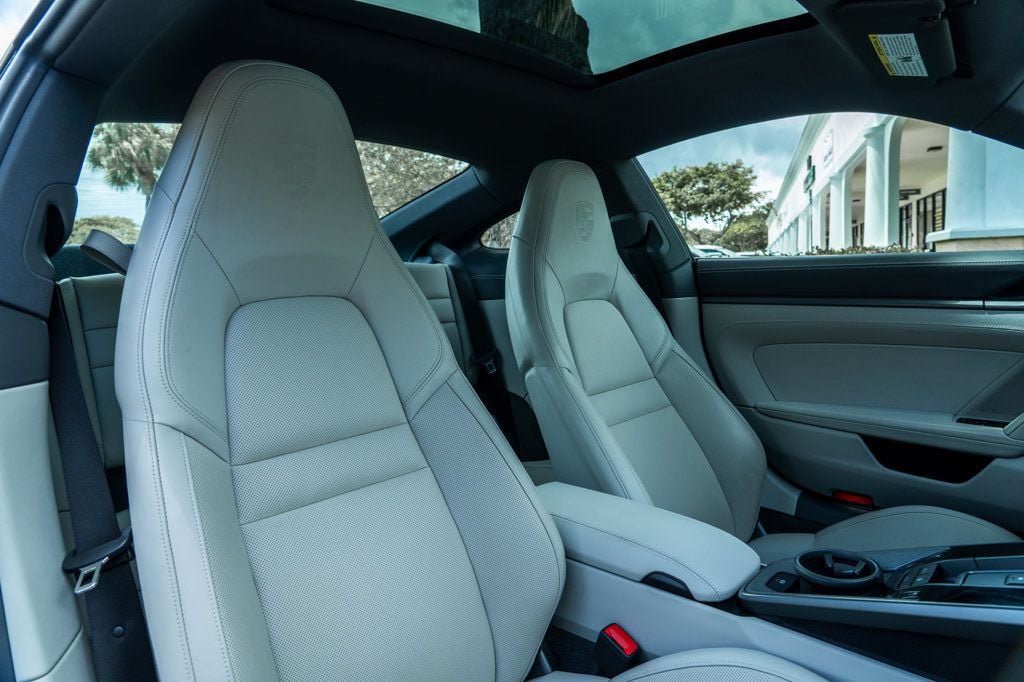 Used 2022 Porsche 911 Carrera S RWD image 19