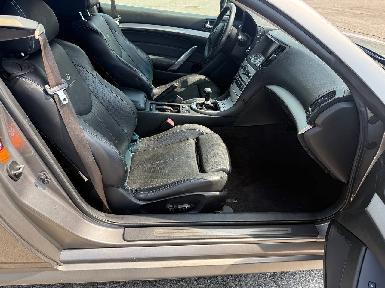 Used 2008 INFINITI G37 Sport w/ Premium Pkg RWD image 12