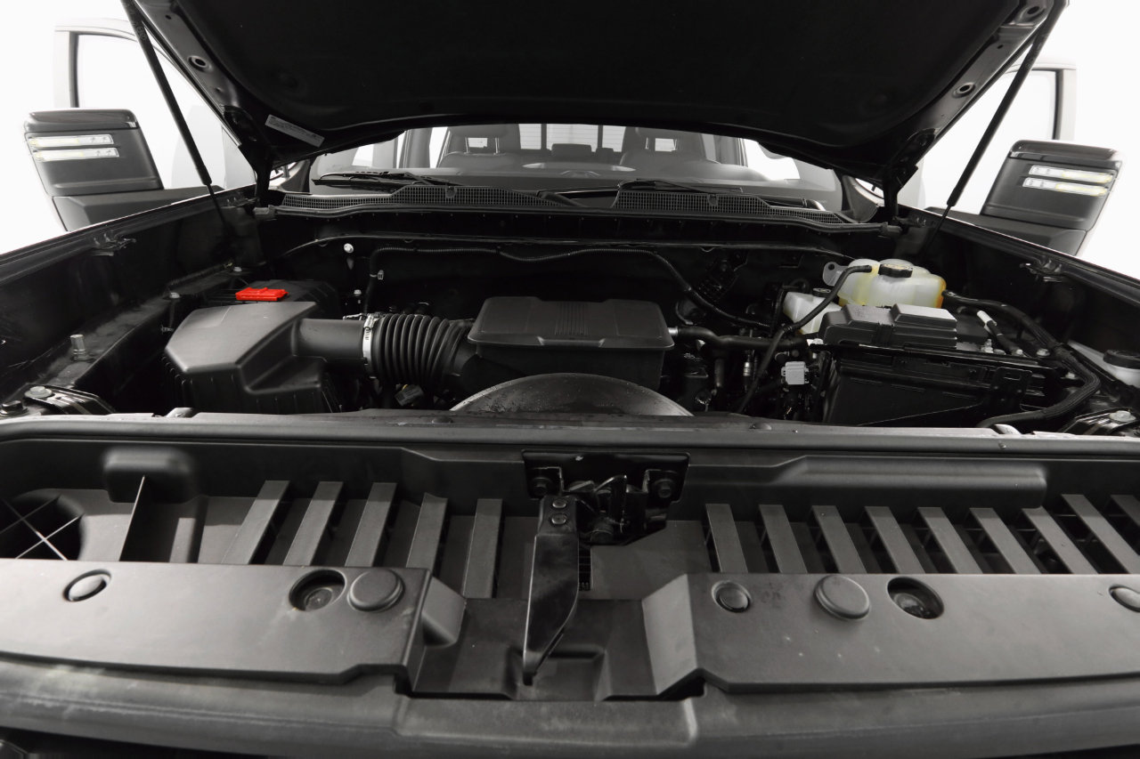 Used 2022 Chevrolet Silverado 2500 LT w/ Midnight Edition image 36