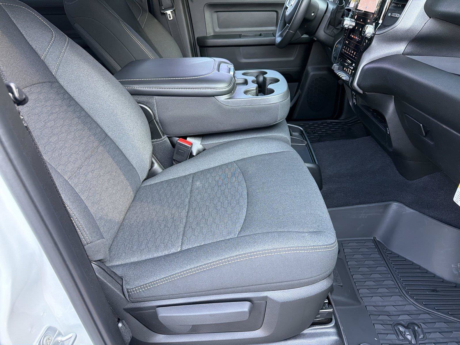 New 2027 RAM 2500 Tradesman AWD/4WD image 12