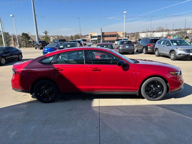 Used 2025 Honda Accord SE image 4