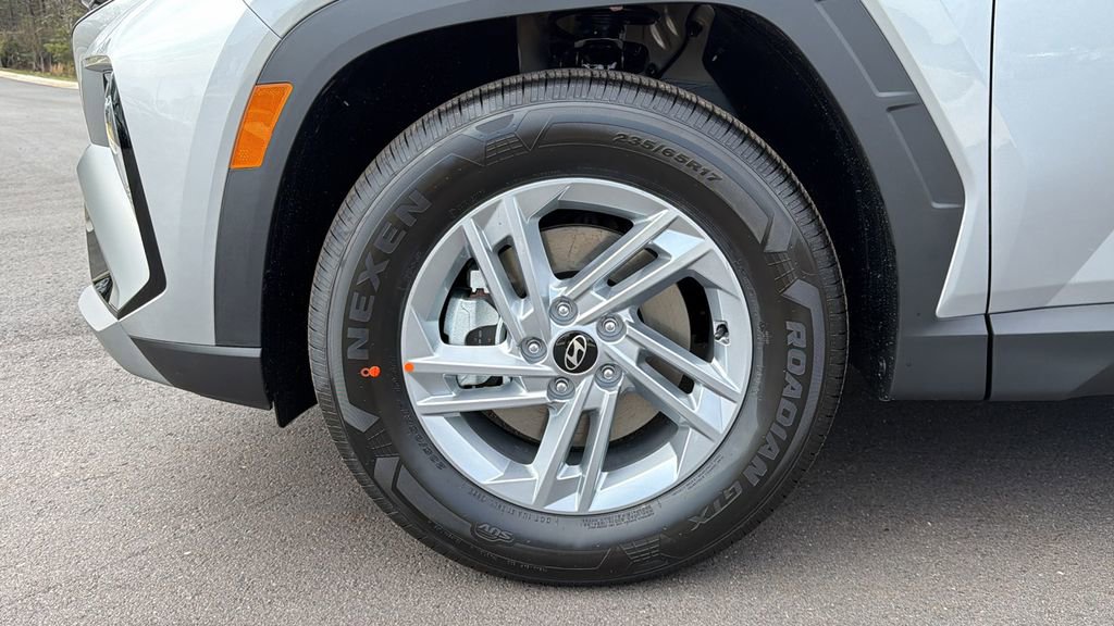 New 2026 Hyundai Tucson SE image 12