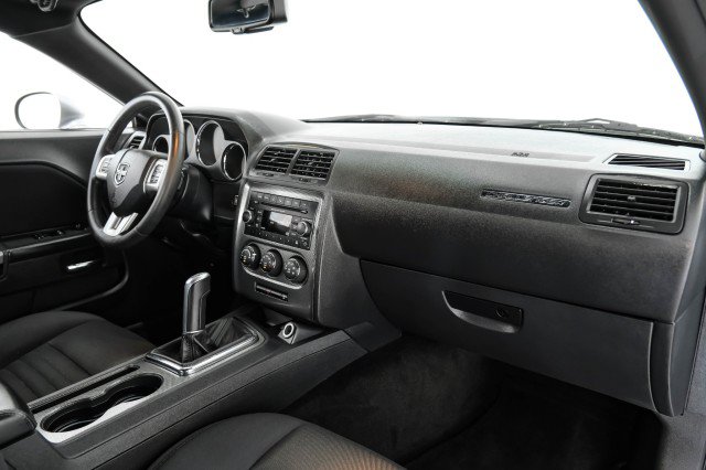 Used 2013 Dodge Challenger R/T RWD image 10
