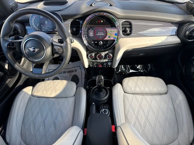 Used 2023 MINI Cooper S image 13
