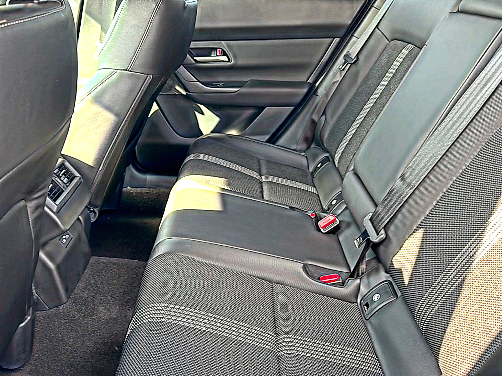 New 2026 MAZDA CX-50 Meridian Edition w/ Weather Package image 15