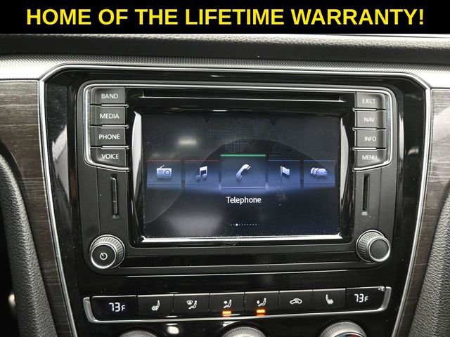 Used 2017 Volkswagen Passat 1.8T SEL Premium image 29