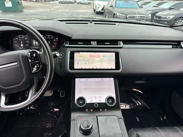 Used 2018 Land Rover Range Rover Velar R-Dynamic SE image 17